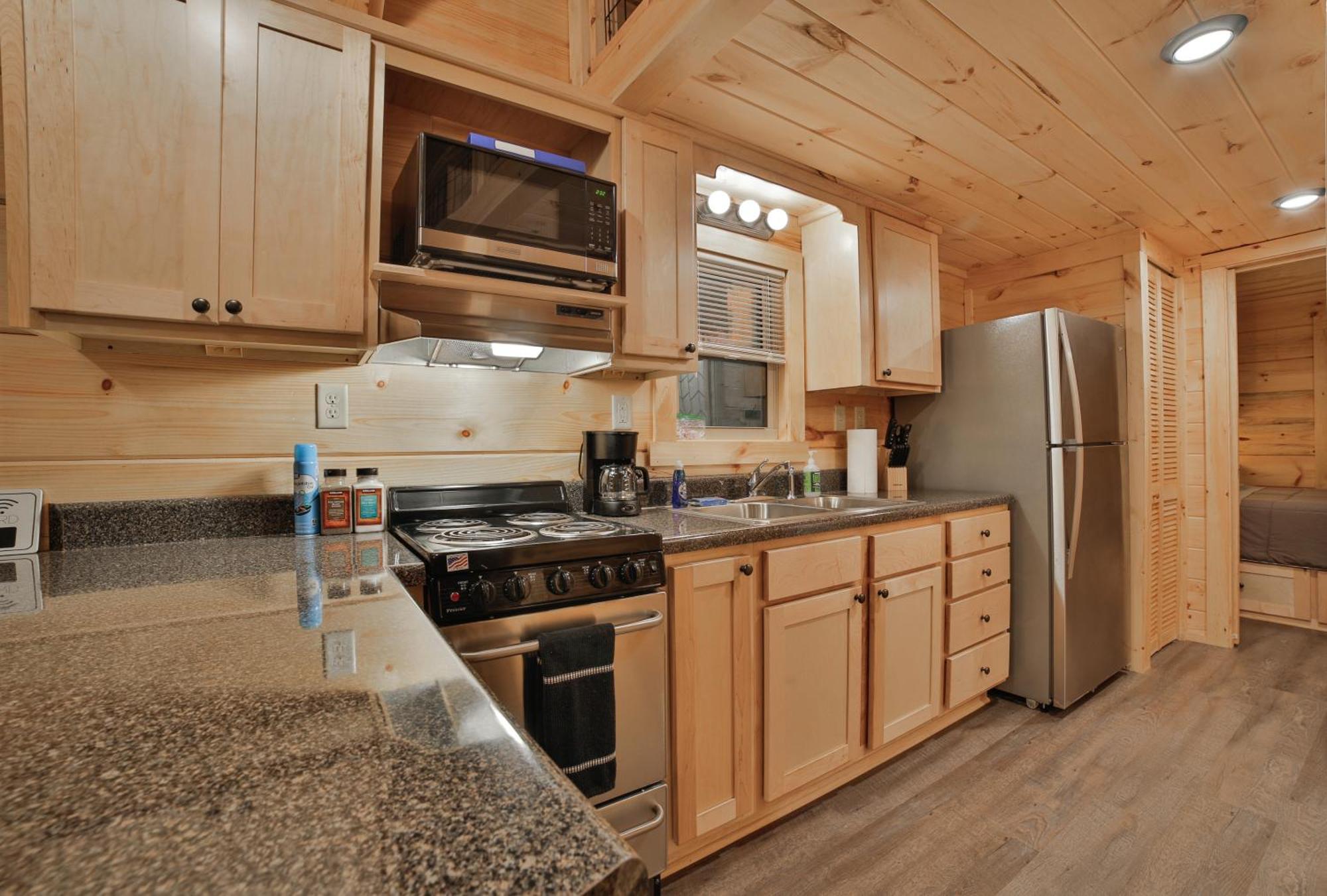 Tiny Cabin Village Private Hot Tub Lynda Cabin Chattanooga Exterior foto